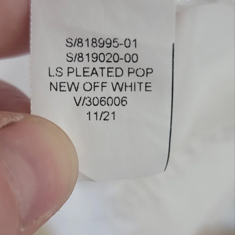 Oversized Long Sleeve Blouse With Puffy Sleeves (Banana Republic) - Picture 6 of 6